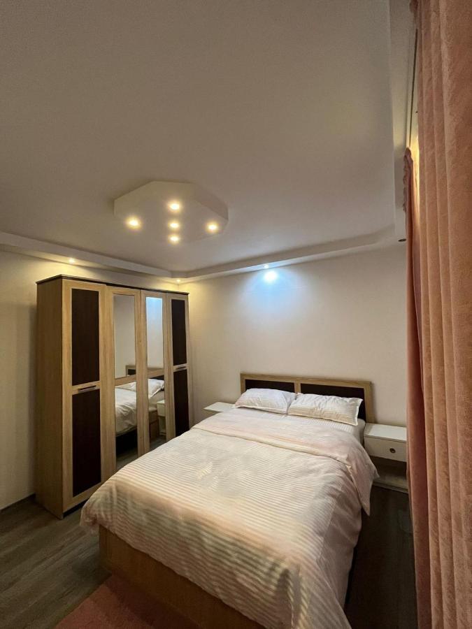 Apartament Mattias Кэлимэнешти Экстерьер фото
